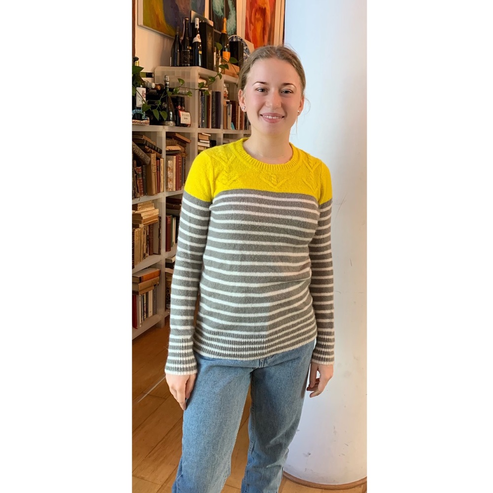 Colorblock Sweater - Picture 3 of 3